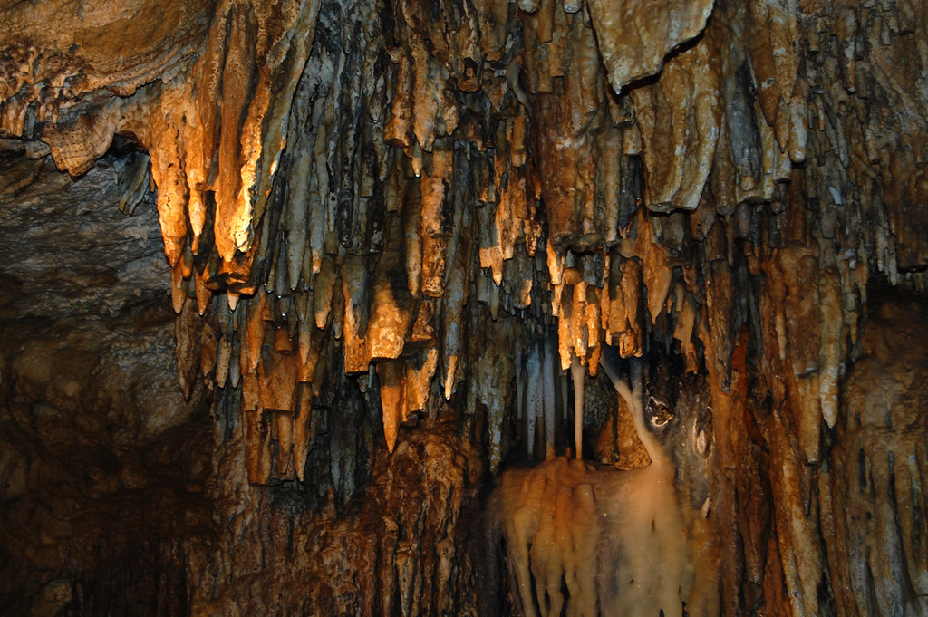 cave of mounds